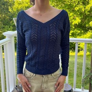 FRANCESCAS navy blue sweater top with twisted back; size XS
